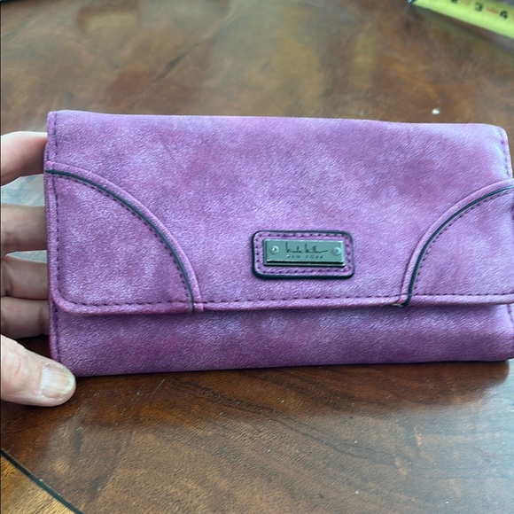 Nicole Miller Violet Women's Wallet - Picture 1 of 9